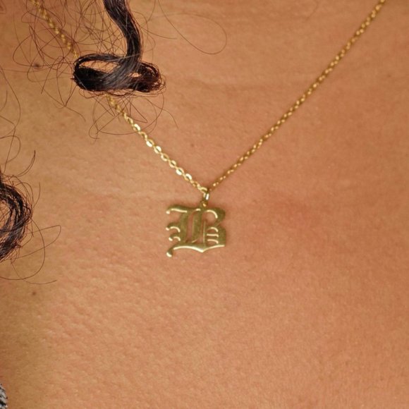 Gold Old English Initial Necklace - Letter B - Picture 2 of 3